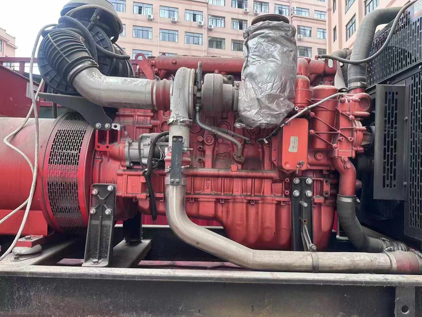 西湖如何选择适合 600kW 柴油发电机组的过载保护器？