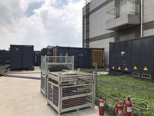 西湖除了定期检查，还有哪些方法可以及时发现接触式转速表探头的磨损？